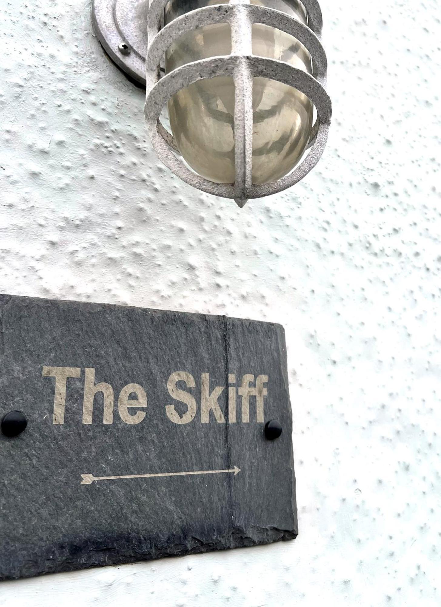 The Skiff Deal Exterior photo